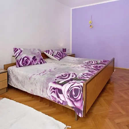 Cipur In Holiday home Medulin